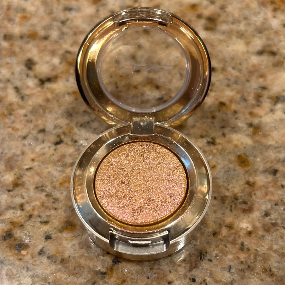 Mac Extra Dimension Eye Shadow Stylishly Merry *rare*